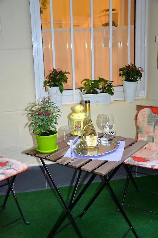 Magnolia Apartment In The Center Of Budapest 0*,